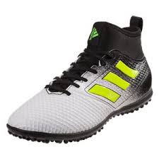 Global Soccer Shoes Market